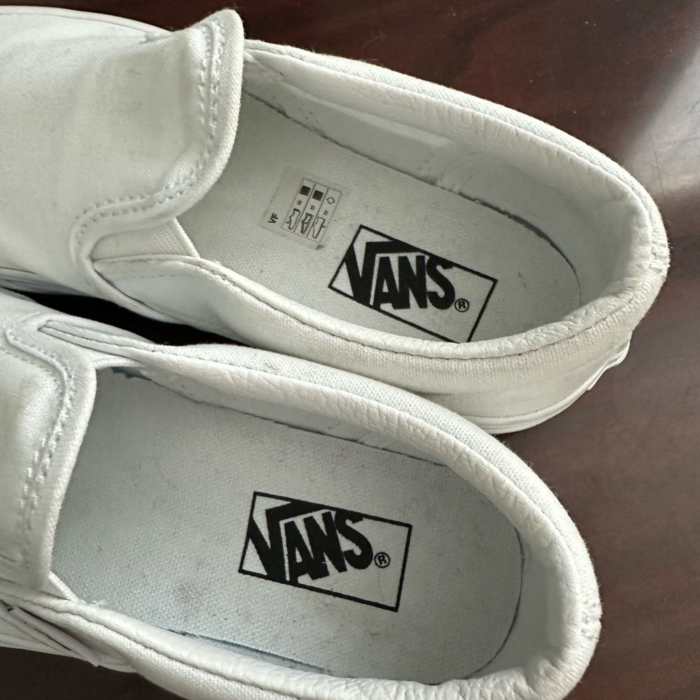 VANS Shoes Youth 2 Classic Slip On Sneakers White Canvas Low Top Casual Skater - Picture 6 of 7